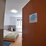 Aria Di Sale - *