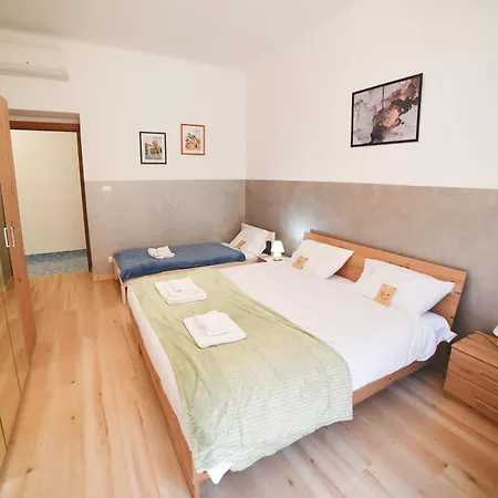 Apartment Aria Hostel *